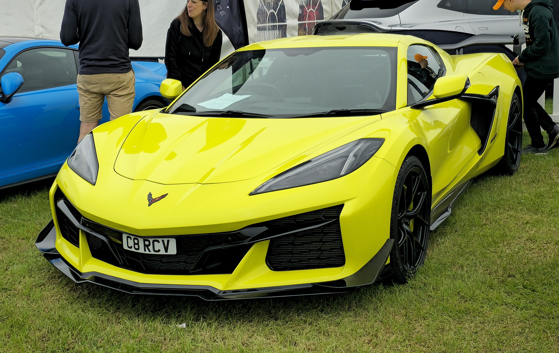 Chevrolet Corvette C8 Stingray photographed at an auto show, the mid-engine generation whose successor is the subject of C9 reporting. Photo: Calreyn88 / Wikimedia Commons, CC BY-SA 4.0