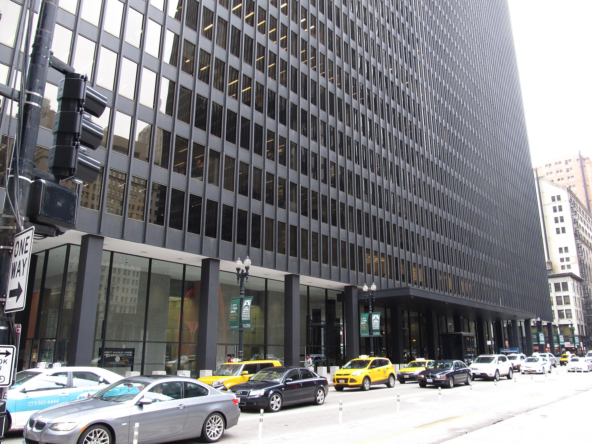 Dirksen United States Courthouse in the Chicago Loop, home of the Northern District of Illinois, where Judge Matthew Kennelly sits. Photo: Ken Lund / Wikimedia Commons, CC BY-SA 2.0