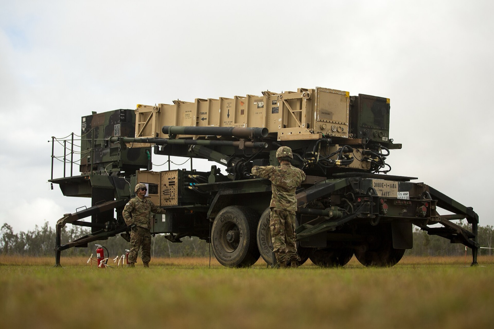 MIM-104 Patriot launcher elevated during exercise Talisman Sabre 21. Photo: Lance Cpl. Alyssa Chuluda, US Marine Corps, public domain, via Wikimedia Commons